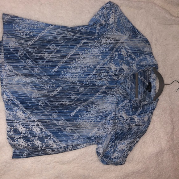 Patterned Button Down Shirt - Picture 3 of 3